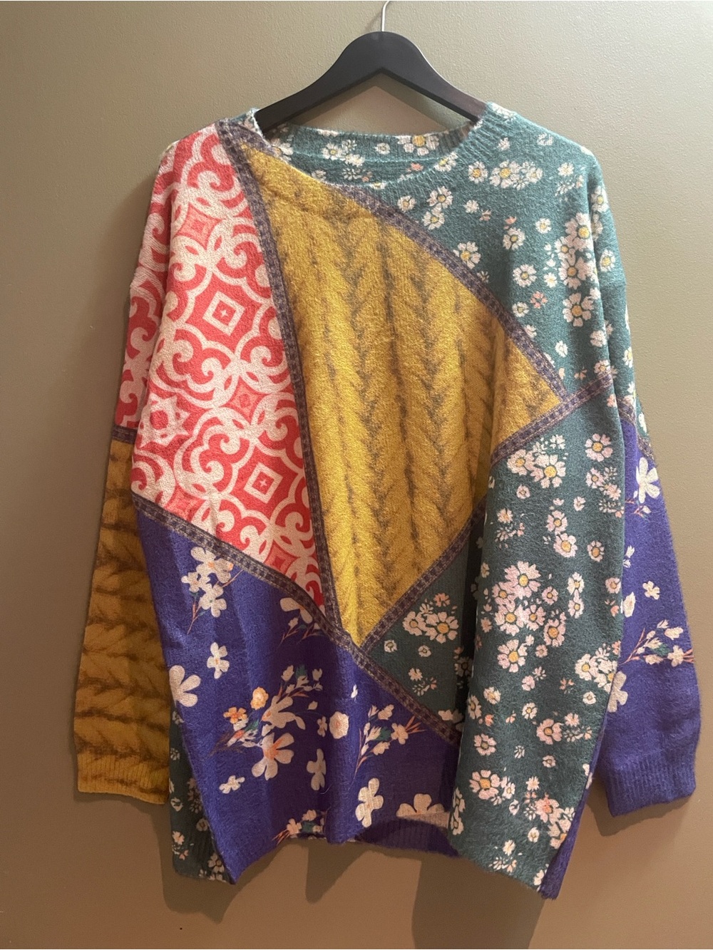 Vintage-Inspired Patchwork Floral Sweater - Multicolor
